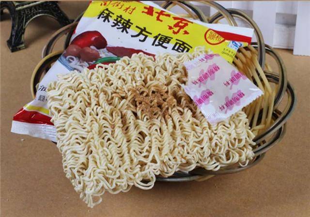 包装|不起眼却很好吃，只有真正的吃货才能发现被包装耽搁的几款零食