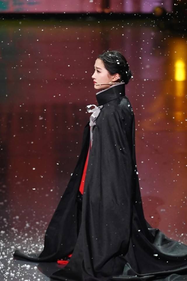 作品|原创关晓彤新剧开播，颜值虽然很清新甜美，这收视率却是太过于一般