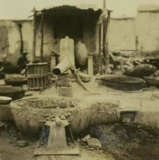 泥巴|1941年铁锅制造流程老照片