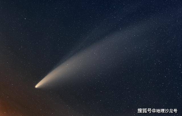 7月中旬为肉眼观测 新智彗星 的最佳时期 错过起码要等四千年 太阳