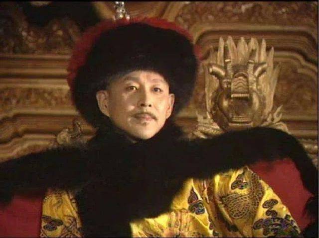 建群|除了演员还是设计师，这些剧的服装都是她设计的，温婉才女走了