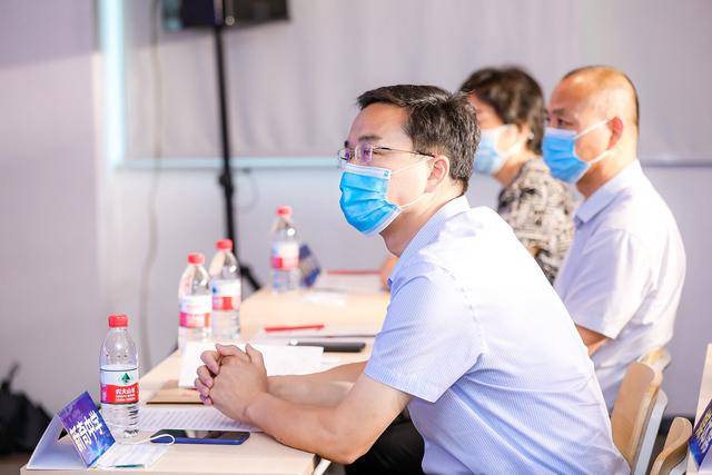 教育|复读不再苦！500万打造一个班，让复读生轻松考名校