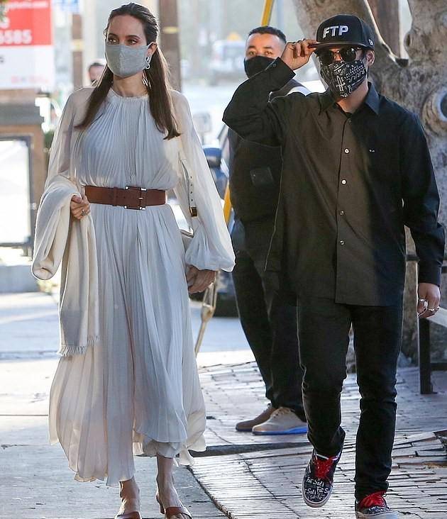 连衣裙|安吉丽娜朱莉现身被拍，白色连衣裙5万高价，堪称低调的奢华