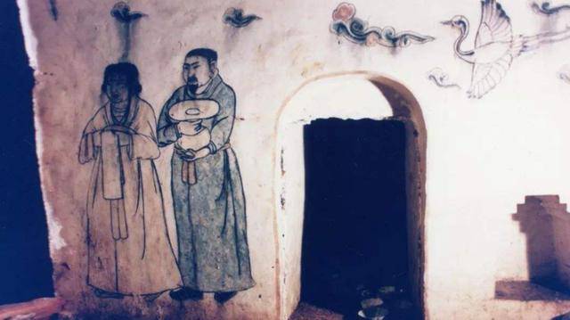 萧绍矩|契丹公主墓出土,18岁少女与舅舅合葬一处,二人脸上戴着黄金面具