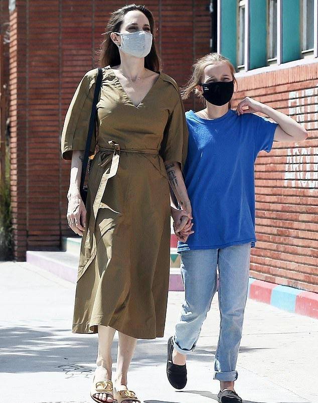 连衣裙|安吉丽娜朱莉现身被拍，白色连衣裙5万高价，堪称低调的奢华