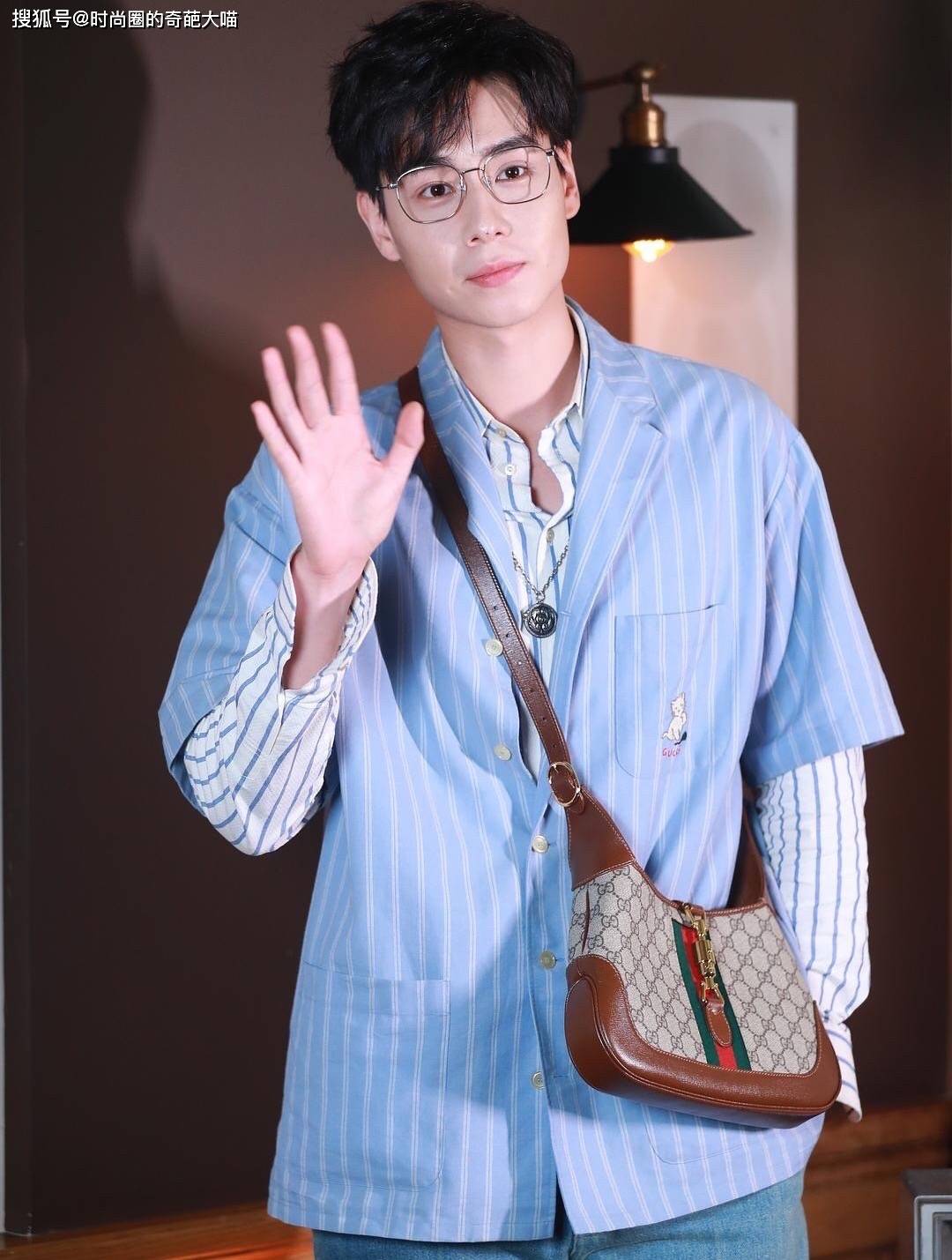 身材|生图堪比照妖镜,精修下的明星们离开滤镜后 每个人模样都变了