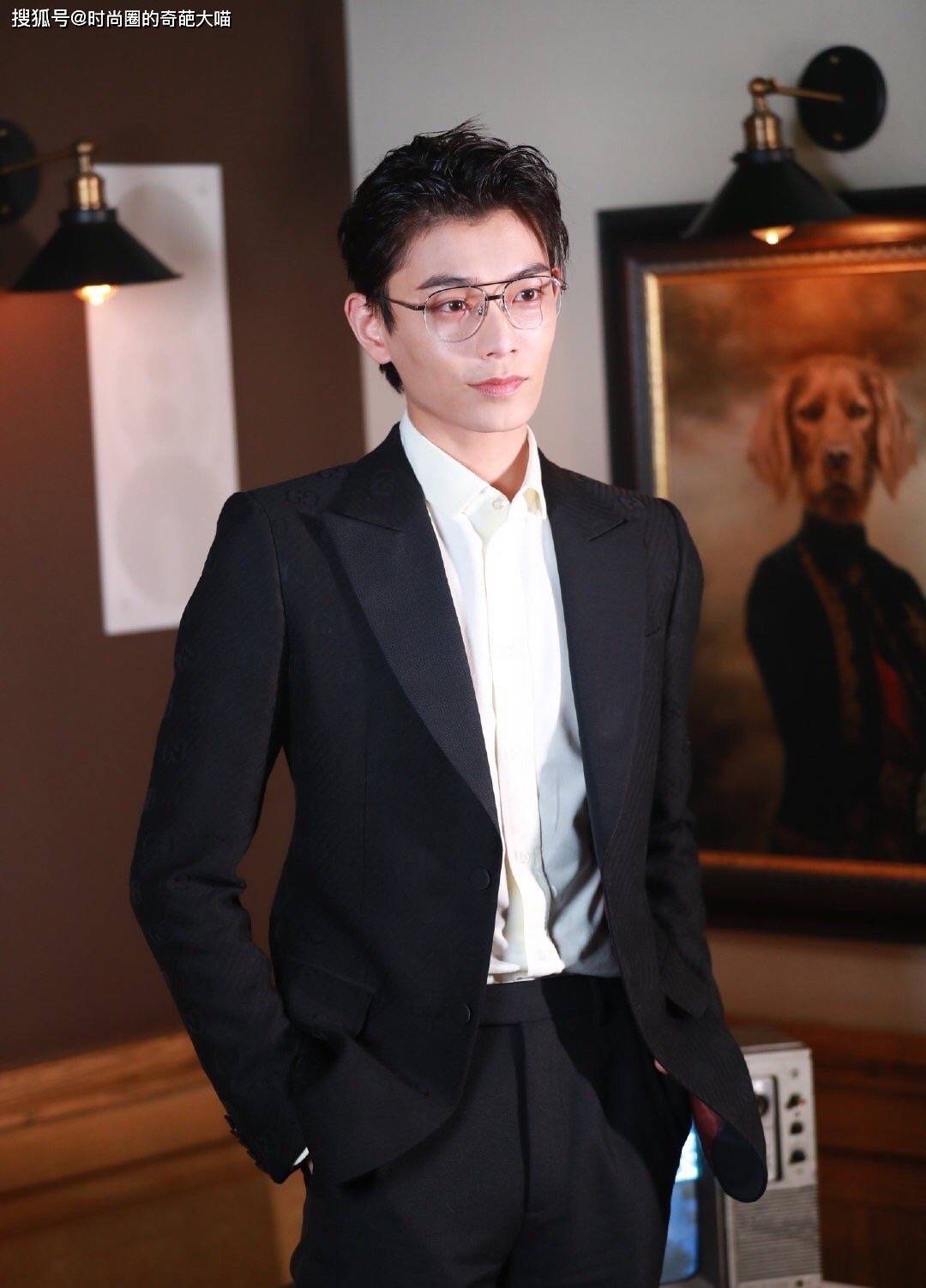 身材|生图堪比照妖镜,精修下的明星们离开滤镜后 每个人模样都变了