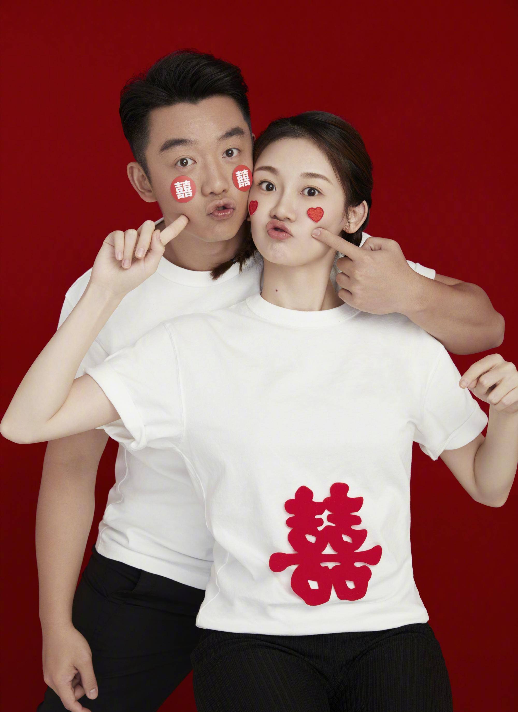 苗苗郑恺最新官宣 ff01290d3dab4f28a4ad3feb1b7869d6.jpeg