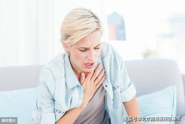 52岁的中年妇女胸闷气短,要考虑哪些原因?