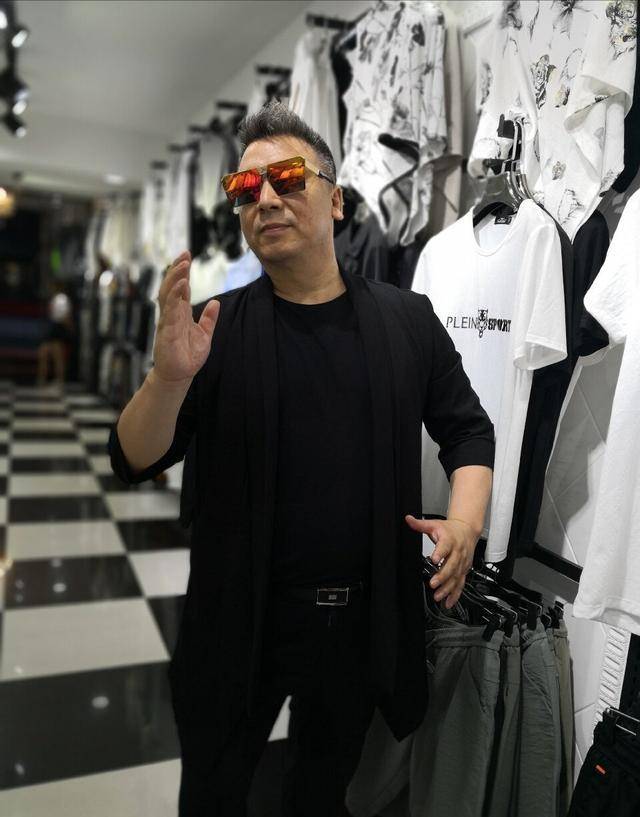 郑环宇|散打主席炮轰余昌华：你从来都是一颗臭鸡蛋，怎么包装也没用