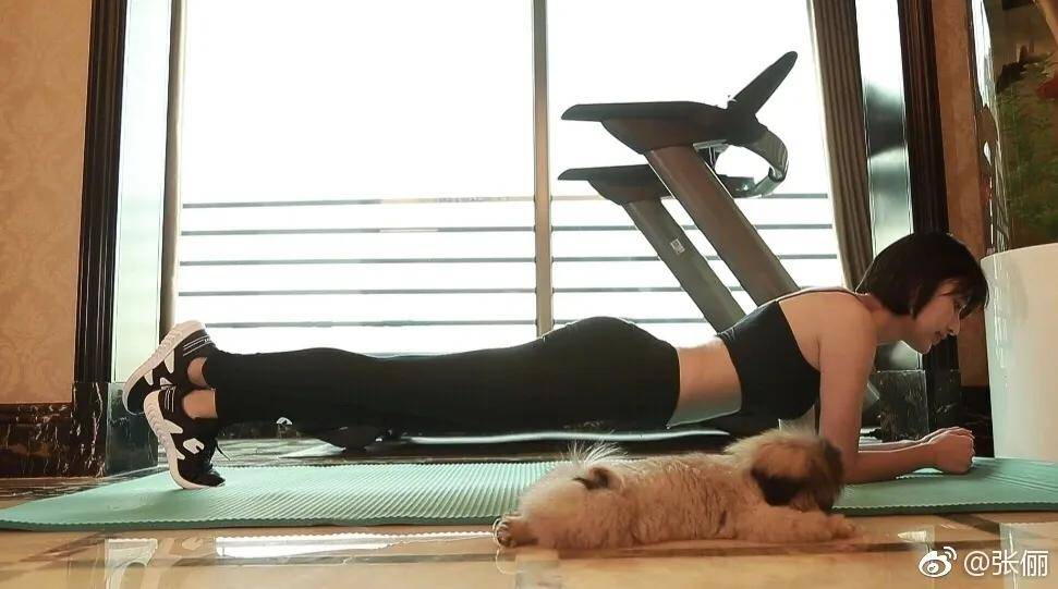 好身材|像张俪一样坚持健身,好身材不请自来