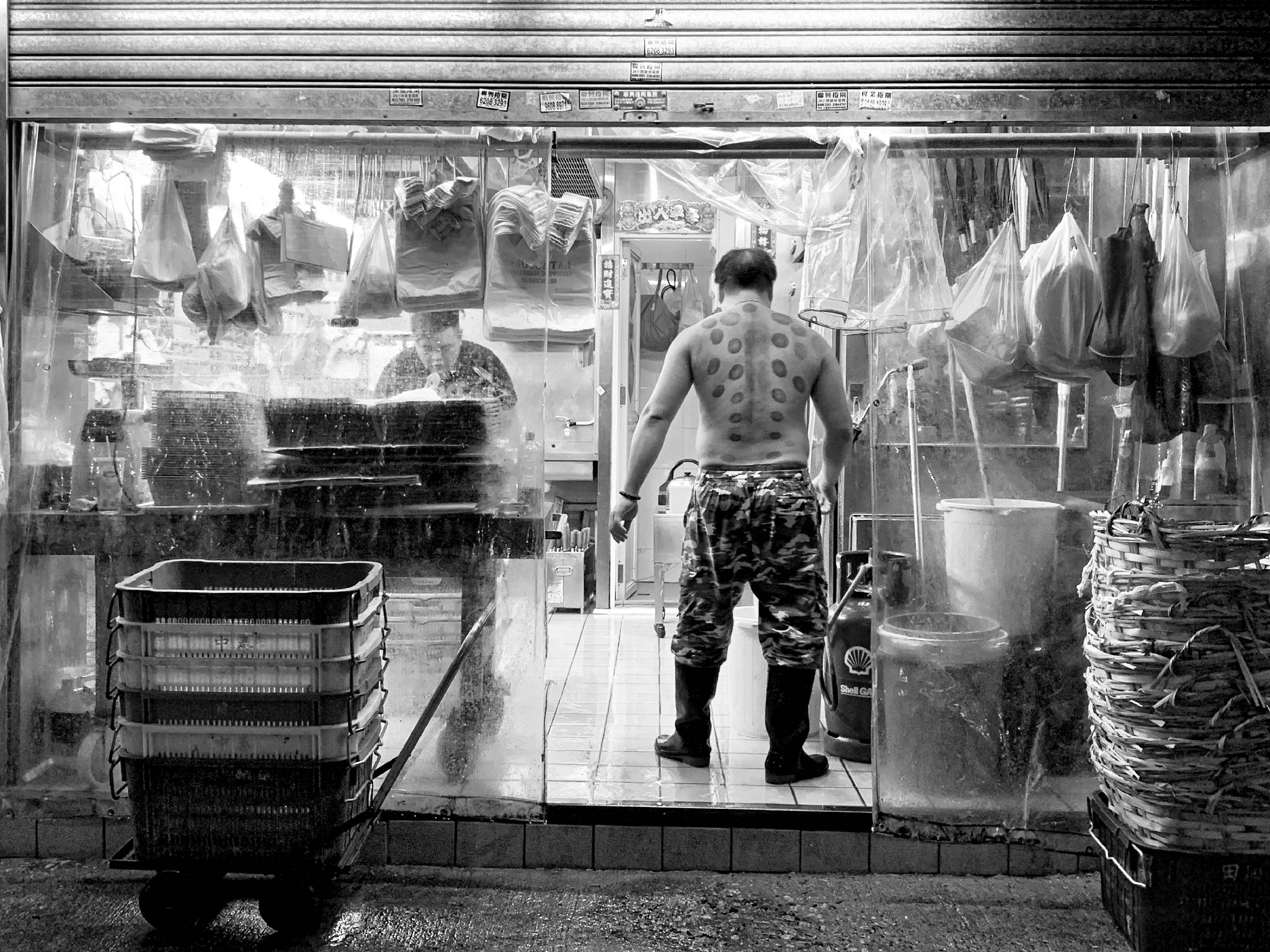 美图|生活就是那匆匆而过的身影，摄影达人的手机街拍。