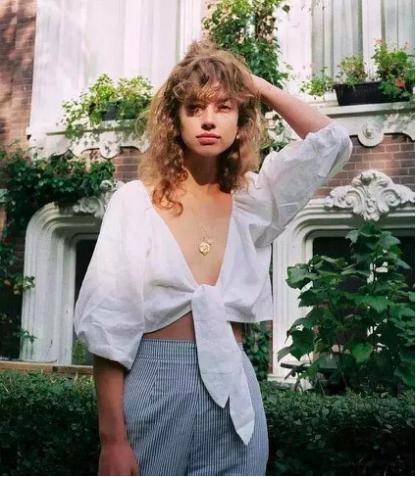 奥黛丽·赫本|法式风美到唤醒少女心！穿出来的优雅与自信，为气质与颜值做乘法