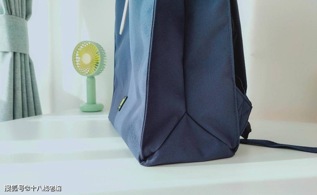 文青|上了老罗直播间，原来文青背包长这样，LEVEL8文青背包图赏