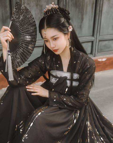 情感测试:你最喜欢哪个古风女子?测你穿越后在宫中什么身份!