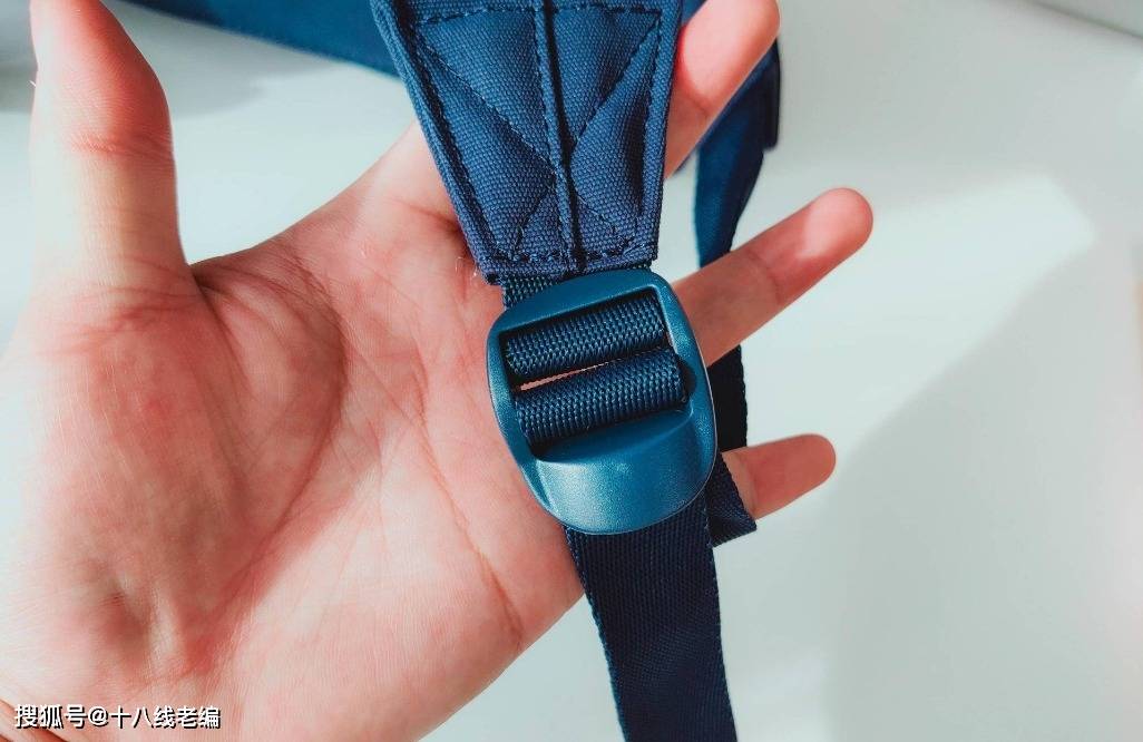 文青|上了老罗直播间，原来文青背包长这样，LEVEL8文青背包图赏