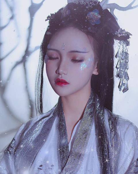 情感测试:你最喜欢哪个古风女子?测你穿越后在宫中什么身份!