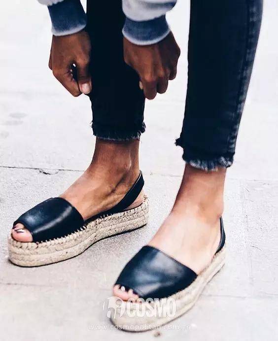 凉鞋|完爆小白鞋！这双神仙凉鞋跪求你买，巨显腿长！