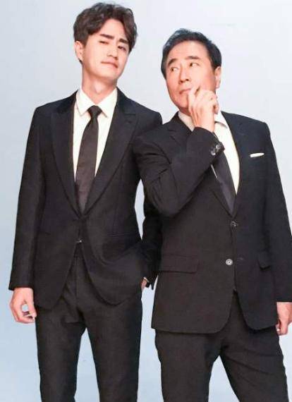 入行11年还拼爹?《三十而已》杨立新杨玏父子同台,被指买一赠一
