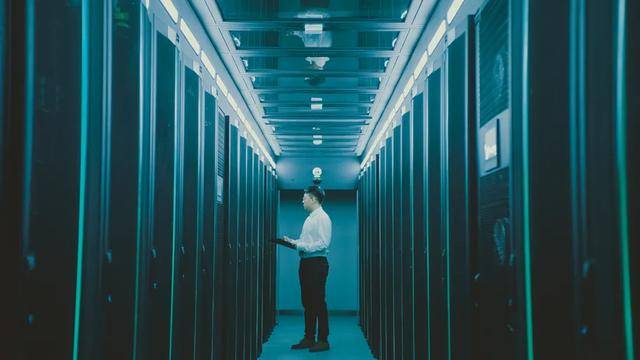 安信|研发费用比笑傲同行、复合增长率近96%，奇安信登陆科创板