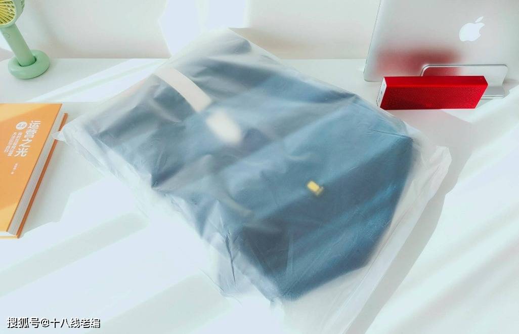 文青|上了老罗直播间，原来文青背包长这样，LEVEL8文青背包图赏