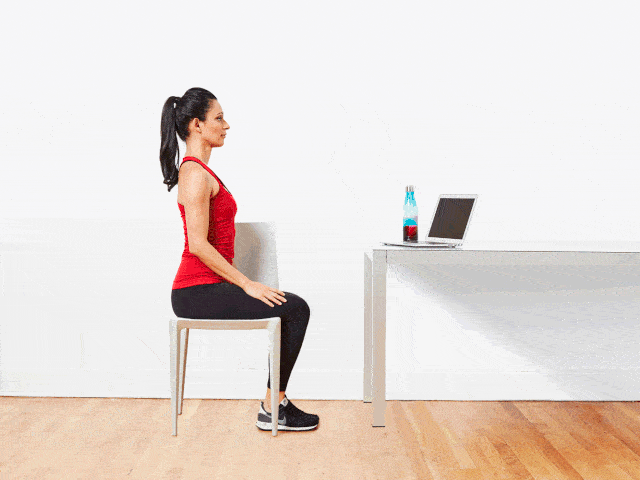 万茜刚|前几天万茜刚骨折，今天张雨绮就差点被泥石流击中！这节目组是有毒吗？！