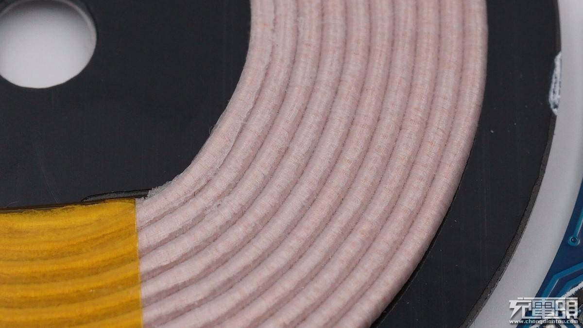 检测|拆解报告：IKEA宜家LIVBOJ 5W无线充电器