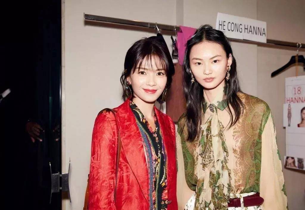 女人|42岁的刘涛宣布转行：从「贤妻」到「总裁」，女人闪耀的地方绝不止外表！