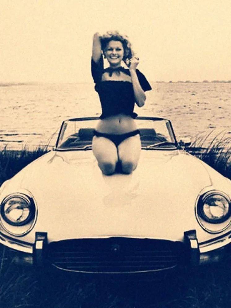 花花公子|欧美老照片中的性感车模