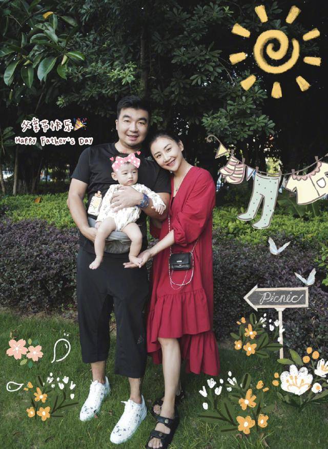 原创何雯娜深夜因《三十而已》台词流泪，怀抱女儿满脸温柔，母爱爆棚