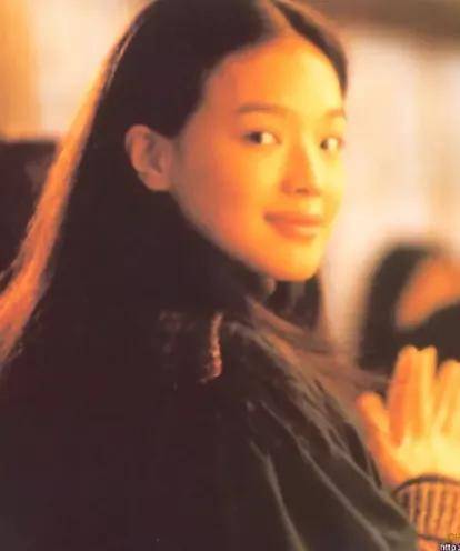 尤物|顶级美艳尤物都是清一色梯型侧颜骨相?