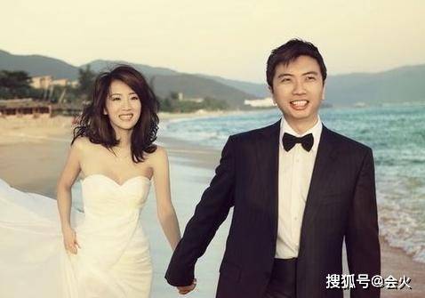 豪门|原创35岁李念晒视频扮嫩，儿子意外出镜曝正面秒离开，嫁豪门屡传婚变