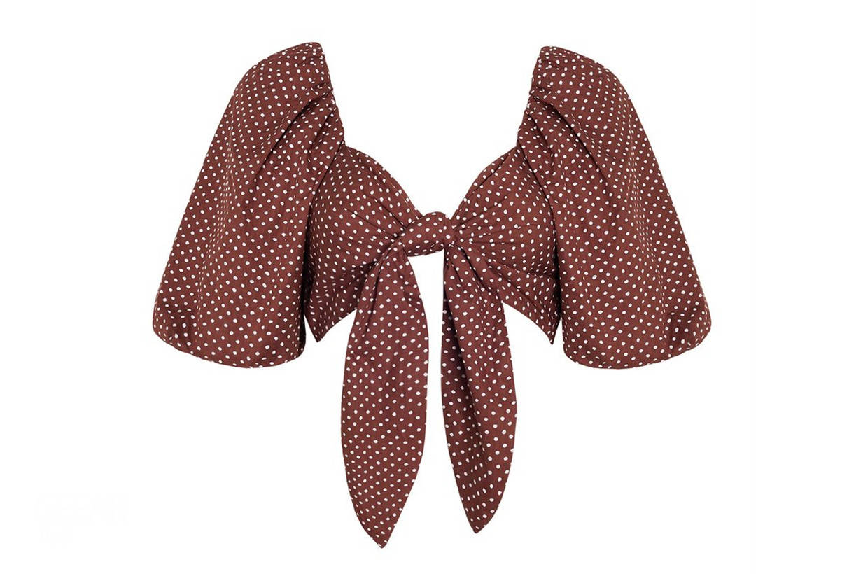 The|穿上这小众品牌的设计感上衣与裙款，优雅气质随即到来！