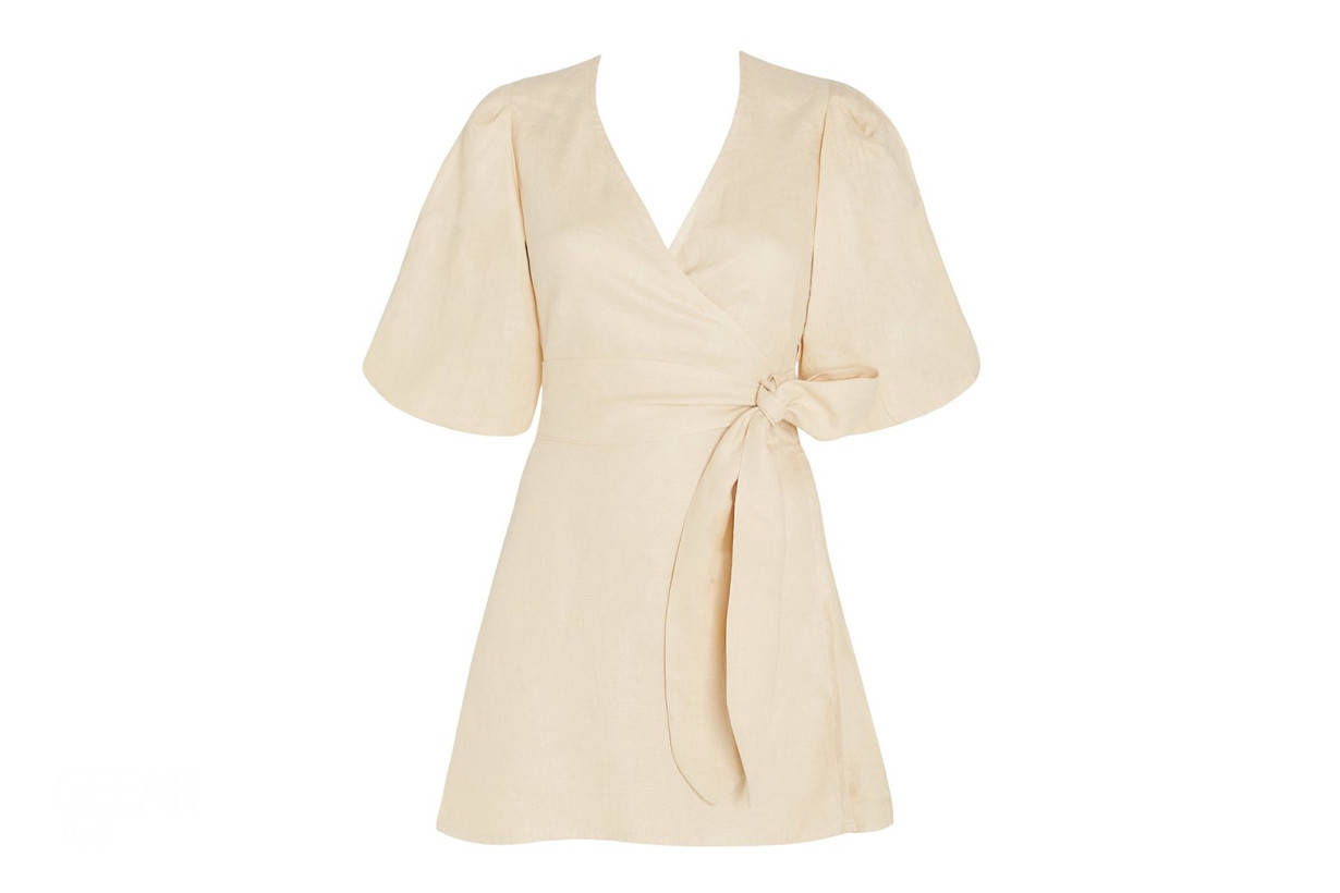 The|穿上这小众品牌的设计感上衣与裙款，优雅气质随即到来！