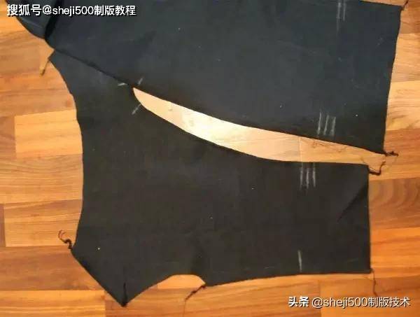 教程|434 扭结裙子纸样及缝制教程