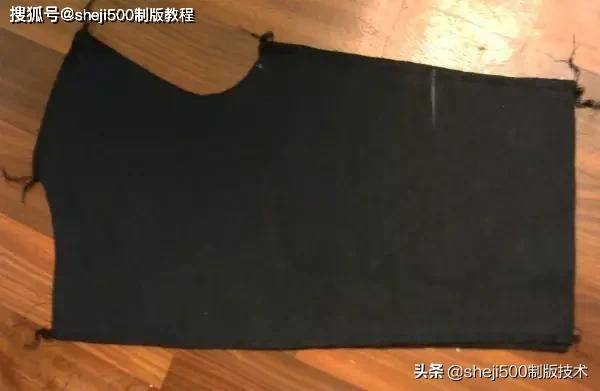 教程|434 扭结裙子纸样及缝制教程