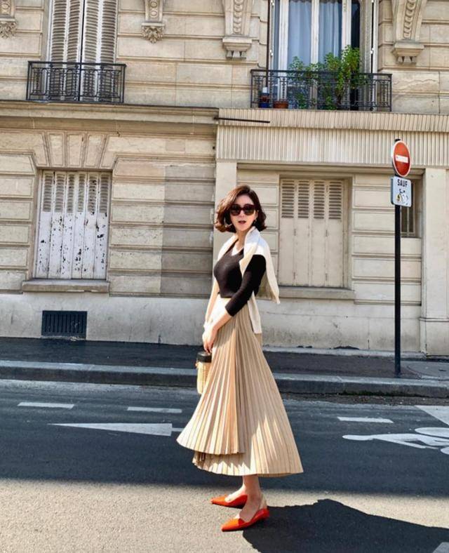 贵妇|《三十而已》顾佳搭配又火了，贵妇气质如何穿，这可比电视剧精彩