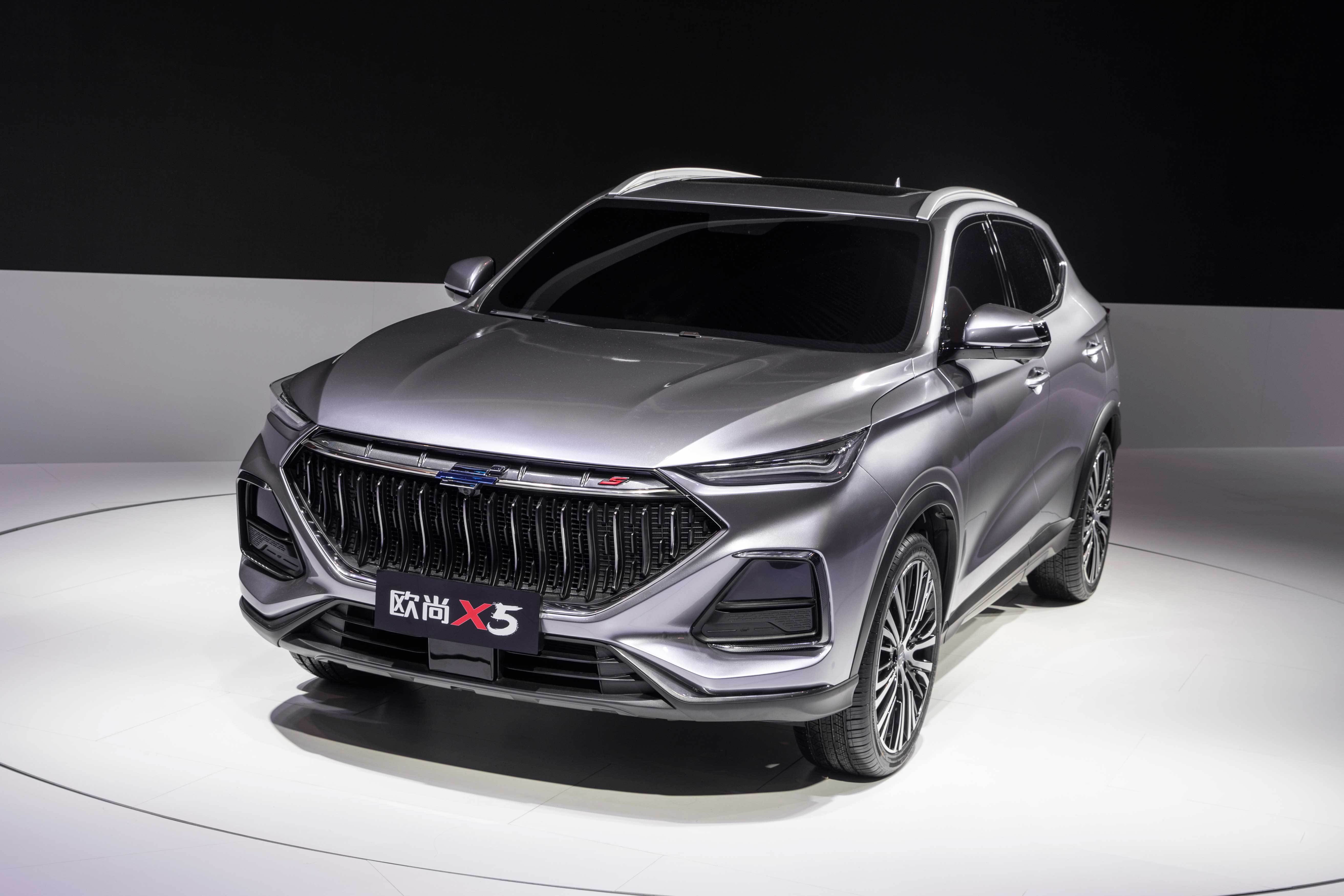 2020成都车展:长安欧尚x5内饰官图曝光 主打10万级suv