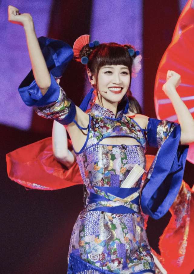 表演|原创为什么说张雨绮眼光好？除了张含韵，她挑伊能静也让人意外