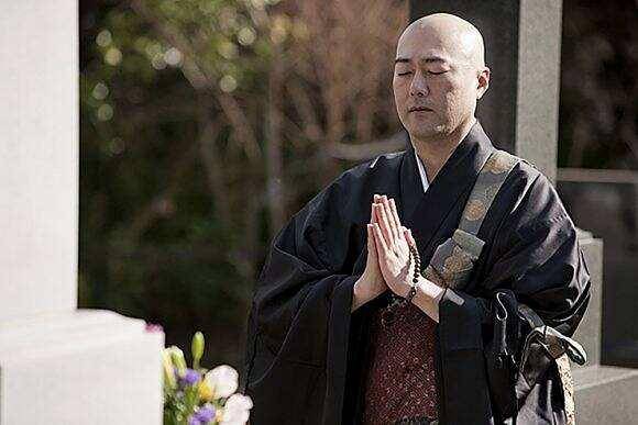 日本有一种僧人不剃度，不住寺庙，还可以成为罪犯的避风港_手机搜狐网