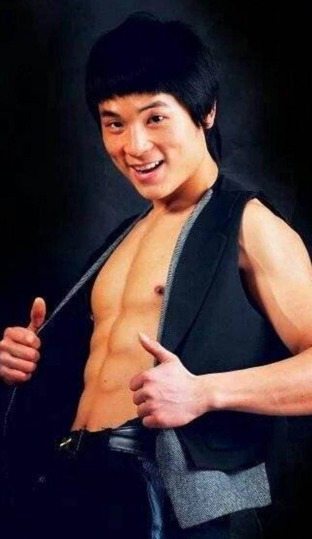 江疏影|原创现代李小龙劝说秦岚：你别惦记和我结婚了，我要成为第二个周星驰