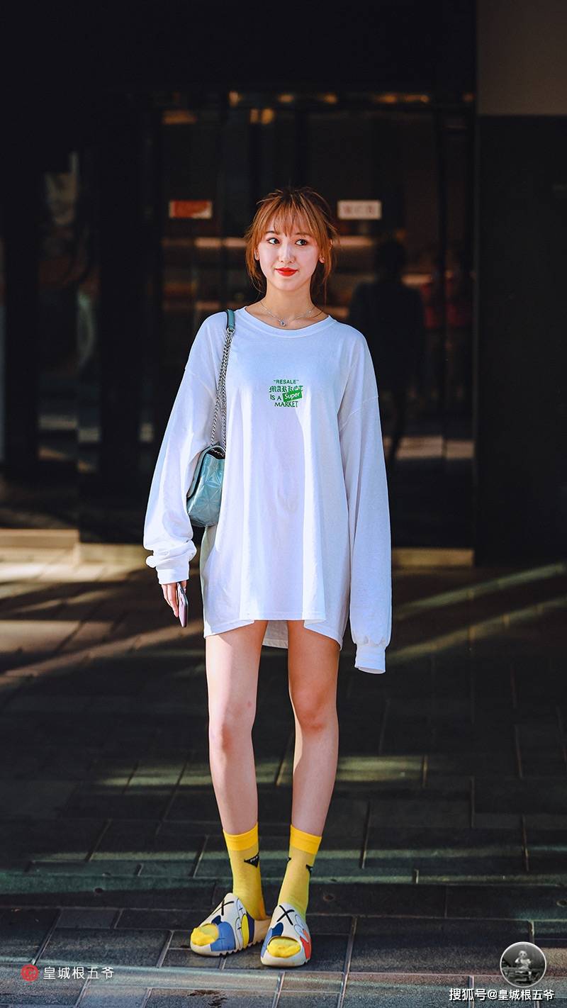 灵感|街拍：积极地面对生活，生活会给你带来更多关于时尚的灵感