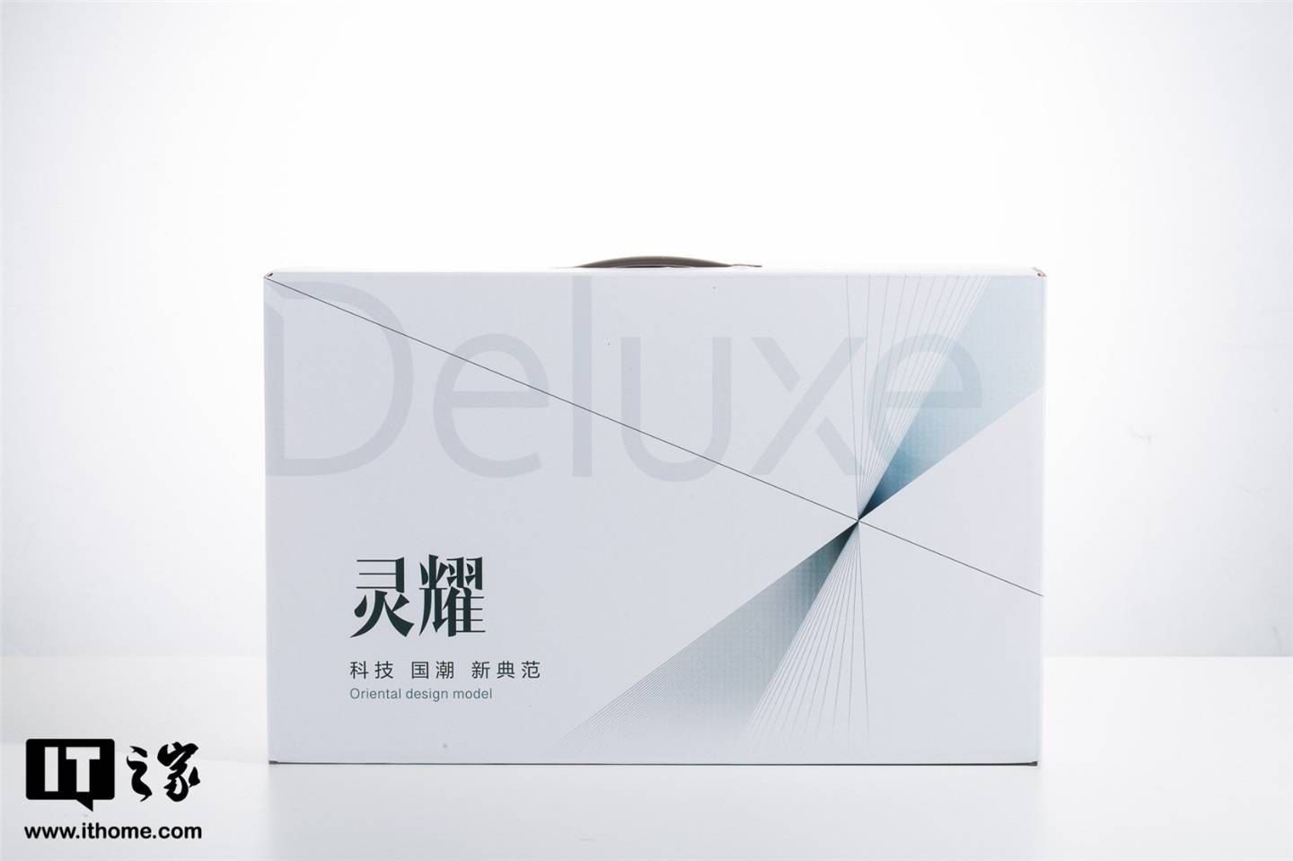 灵耀|当 8 核 R7 遇到高端模具，华硕灵耀 14 锐龙版笔记本体验