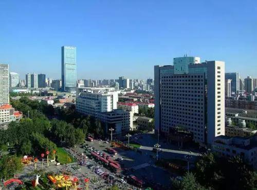 唐山2020年上半年gdp_唐山2020年11月车祸(3)