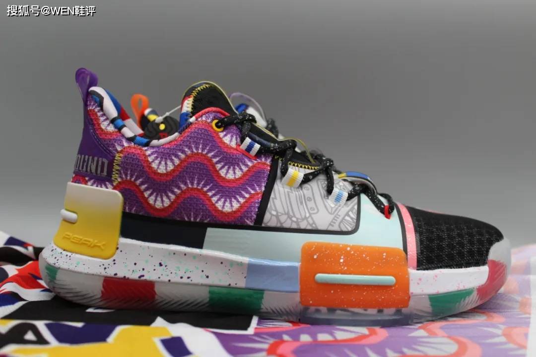 元素|把10双鞋的元素融合到一双鞋身上是什么体验？国产神鞋给你答案