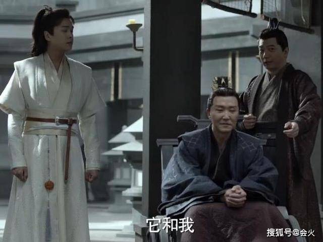 讨老婆|原创58岁吴刚扮女装讨老婆开心，被赞是美人，嘟嘴卖萌私下形象反差大