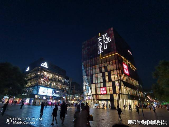 超大|小米10超大杯降级？或放弃一亿像素改为4800万，狠起来自己脸都打