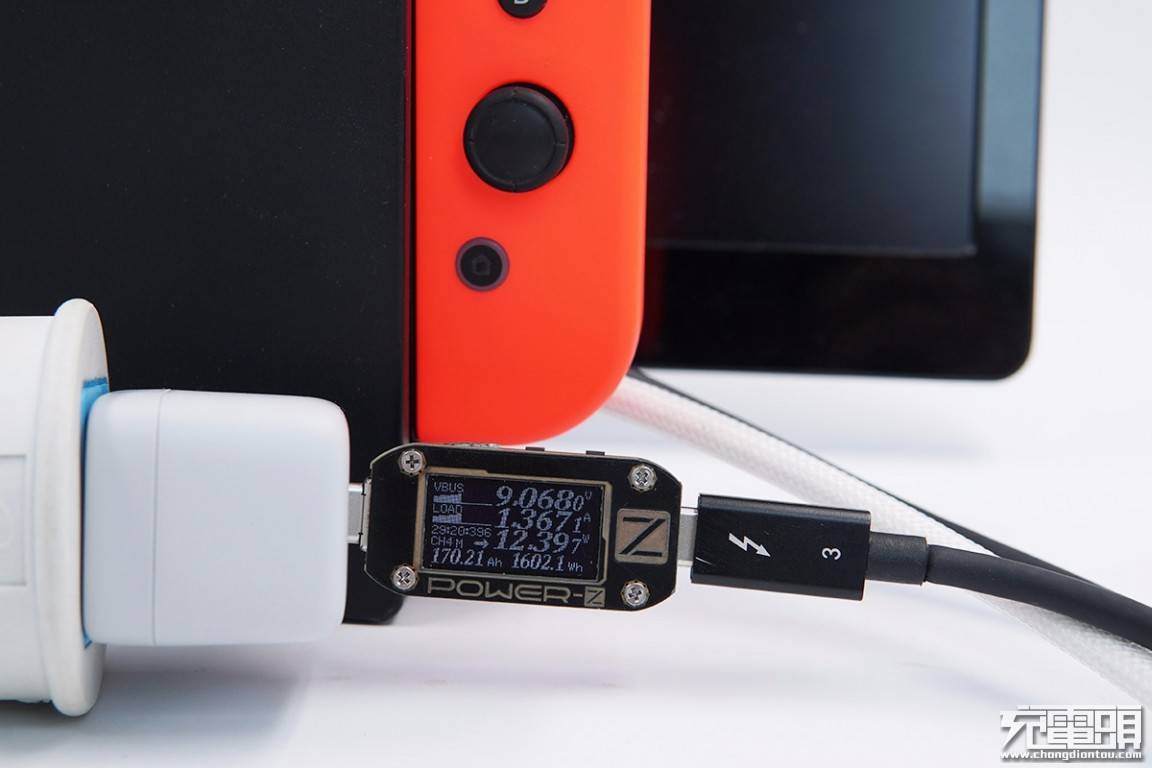 测评盘点|什么是小冰块？UIBI柚比 18W PD充电器评测