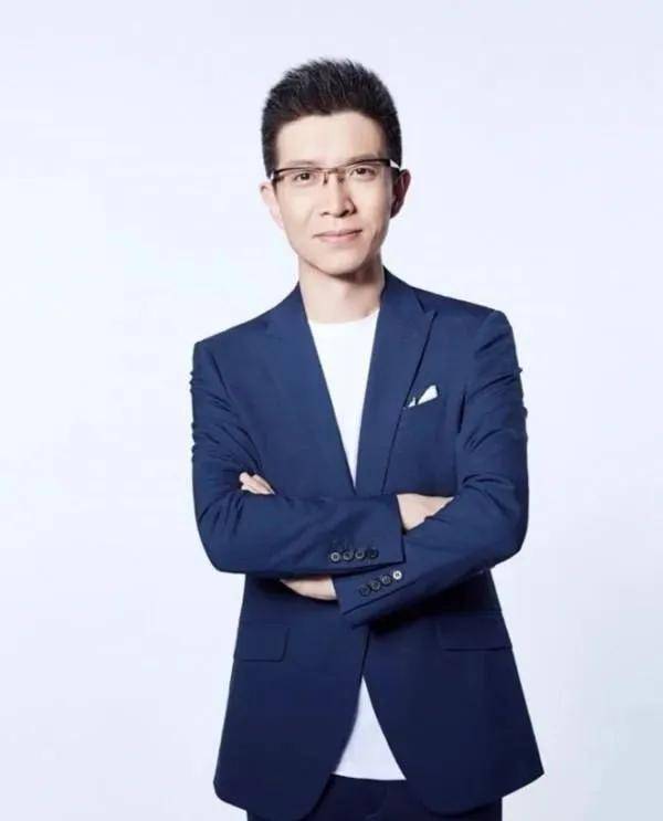 网友|原创2小时卖出4千万,朱广权凭啥成了央视主持人直播带货第一人?