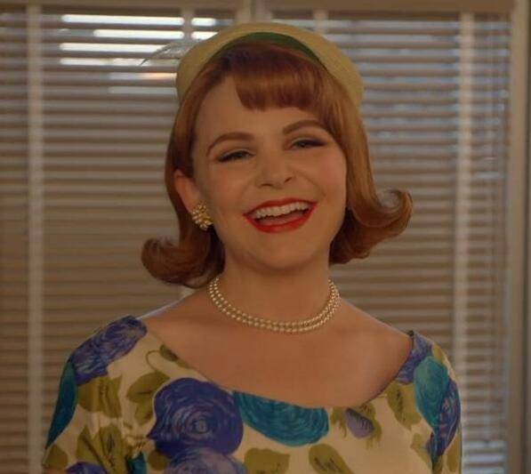 造型|美剧里的复古味，哪个造型你最中意？